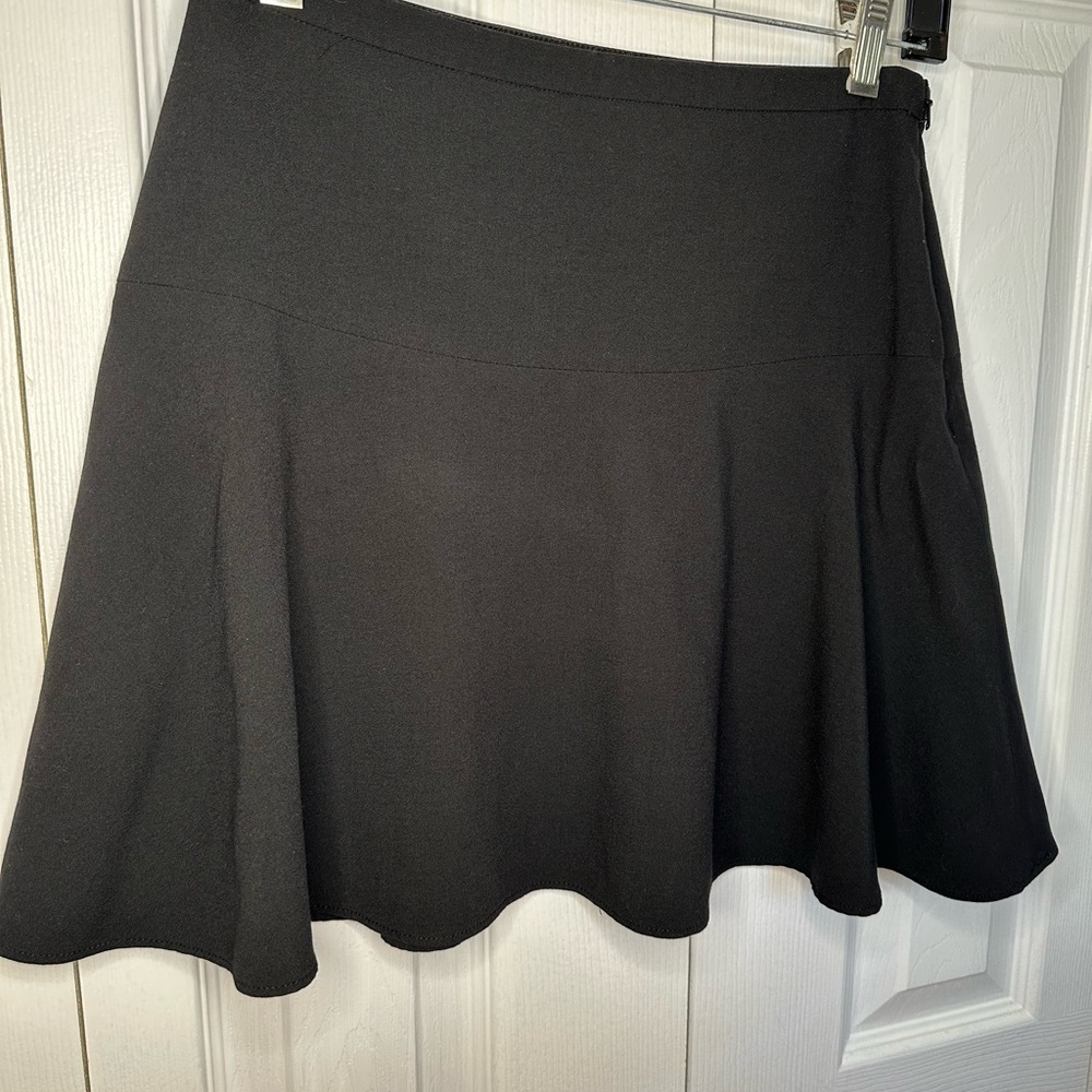 BCBG MAXAZRIA black A-line mini skirt size xs